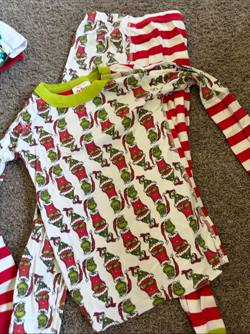 Hanna Andersson Red & Green Grinch Print Kids Pajama Set